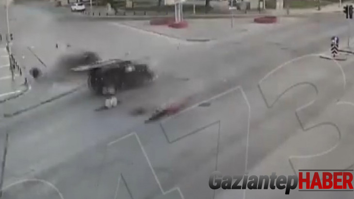 Gaziantep'teki trafik kazaları kameraya yansıdı
